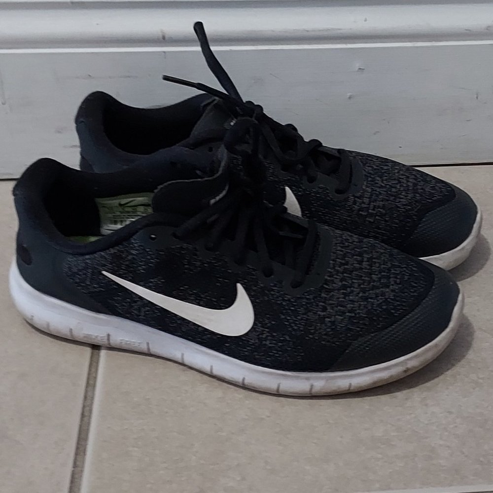 Nike  kids sneakers